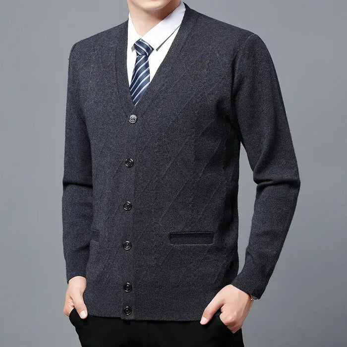 Cardigan Masculino Executivo Forllini FL387 em lã e poliéster, ideal para ambientes corporativos.