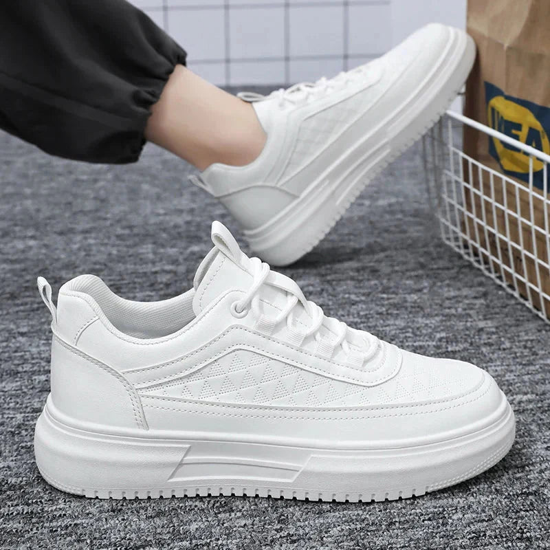 Tênis Masculino Forllini FL414, elegante e confortável para o dia a dia.