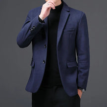 Blazer Masculino Forllini FL188 em tecido leve e corte moderno.