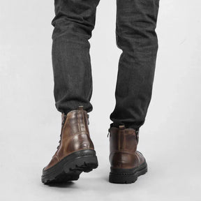 Bota Coturno em Couro Masculino Forllini FL295 com design robusto e moderno.