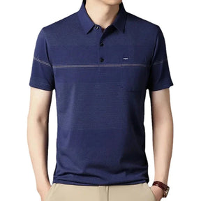 Camisa Polo Masculina Forllini FL237 em fundo neutro, destacando seu design elegante.