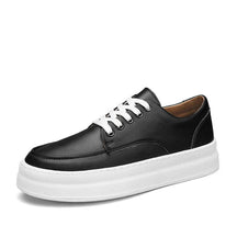 Tênis Masculino em Couro Forllini FL304 nas cores marrom e preto.